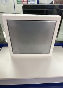 Puerta administración de loterías con cristal certificado